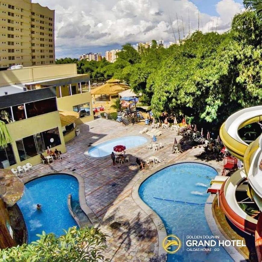 Flat Golden Dolphin Grand Hotel - Quarto E Sala Com Roupa De Cama E Banho - Piscinas 24H Caldas Novas Zewnętrze zdjęcie
